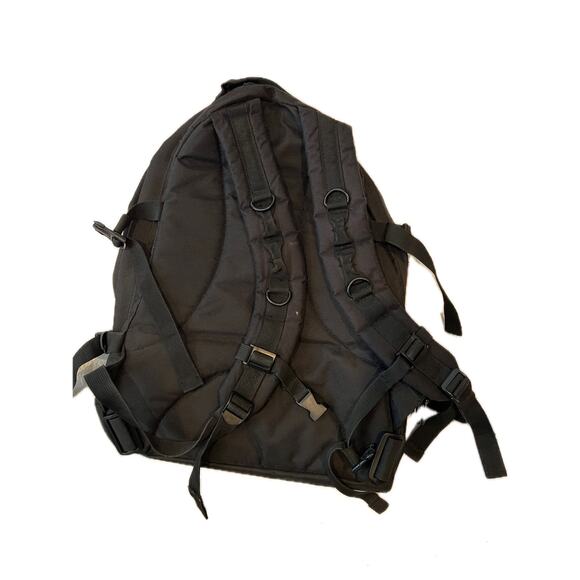 Sandpiper o California Tactical Backpack - Picture 2 of 5